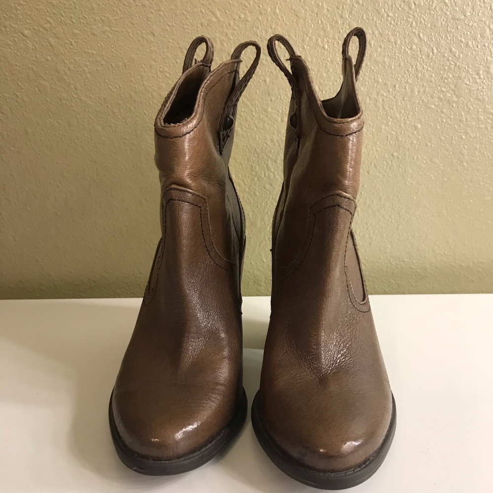 Jessica Simpson booties